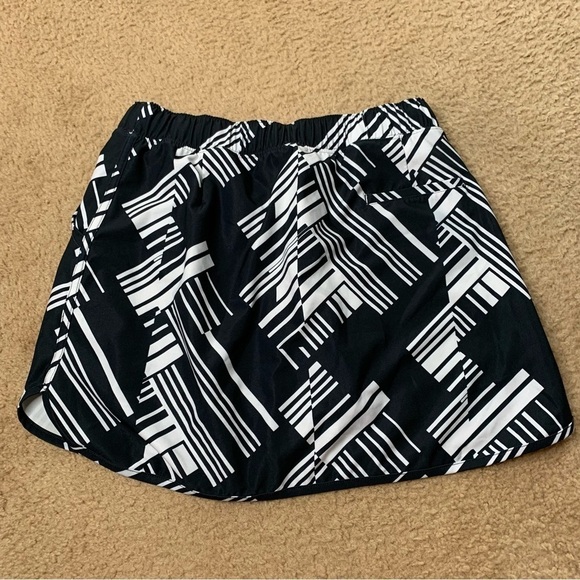 Slazenger golf black white print skort - Picture 6 of 8